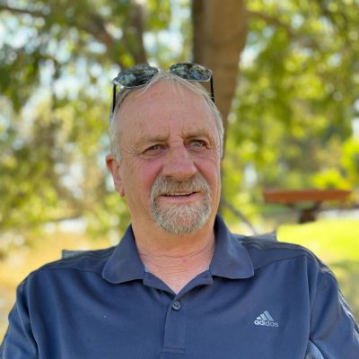 JOHN PHOTO_compressed
